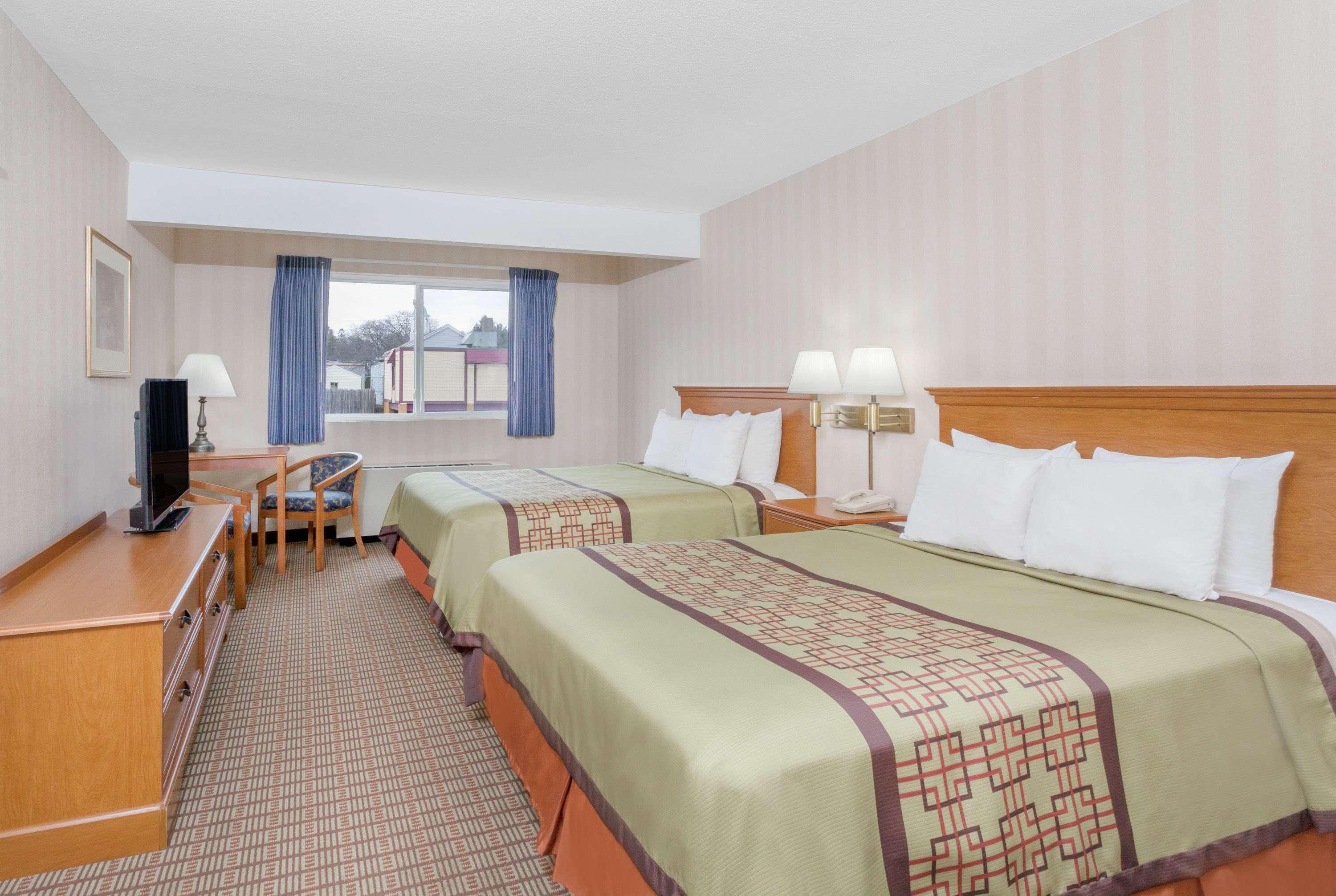 Days Inn By Wyndham Albany Suny Eksteriør billede