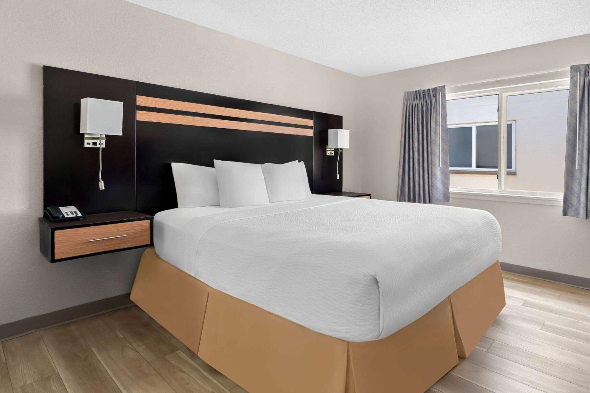 Days Inn By Wyndham Albany Suny Eksteriør billede